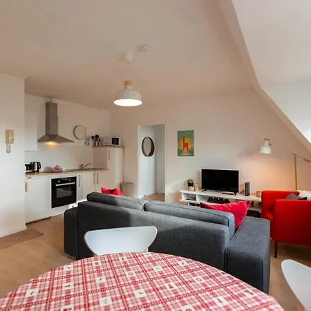 Le 16 - Parking Center *