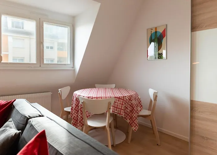 Le 16 - Parking Center * コルマール